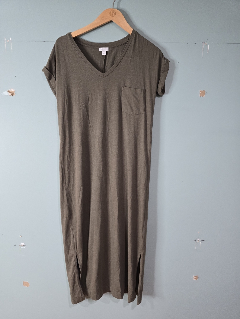 Cuyana Pima Cotton V-Neck Short Sleeve Midi Dress Heather Green SM Pocket Slit